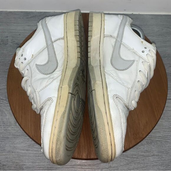 Nike Dunk Low Pro B Men’s 9.5 White Neutral Grey Patent Leather Shoes 624044-101 main image 15